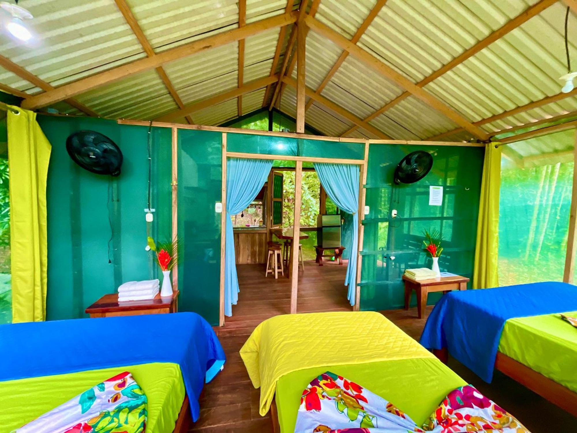 Alouatta Lodge And Canopy Cahuita Exterior foto