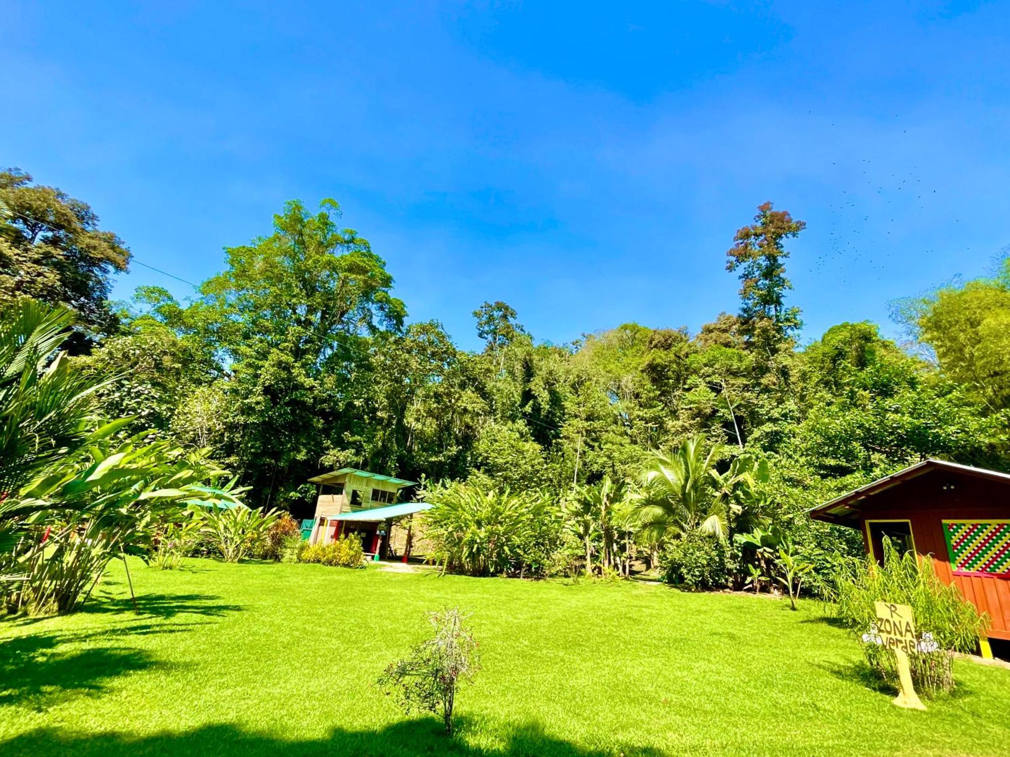 Alouatta Lodge And Canopy Cahuita Exterior foto